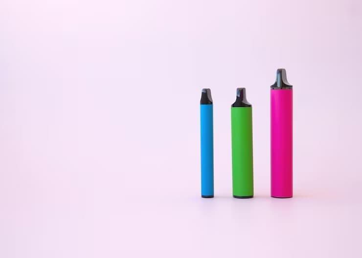 e cigarette legal age Magyarországon - friss útmutató a korhatárról, vásárlásról és ellenőrzésről