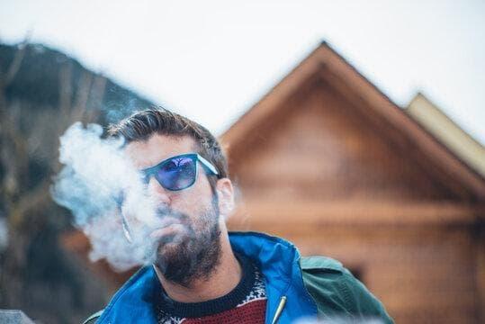 elektromos cigi folyadék betöltése lépésről lépésre praktikus tippek a biztonságos és tiszta töltéshez