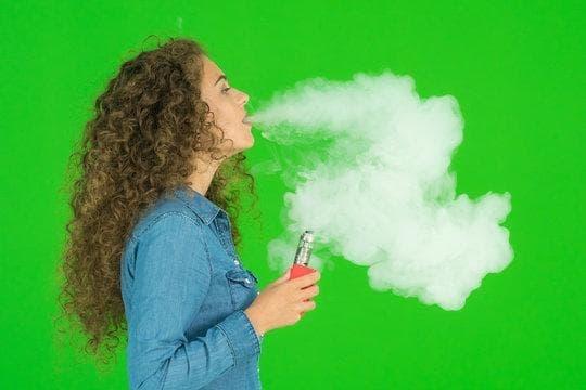 Legviccesebb e cigarette meme válogatás 2025 – a vaper közösségnek és mémrajongóknak